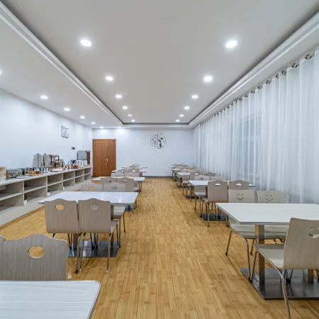 GreenTree Inn (Golmud Railway Station Branch on 109 National Highway)