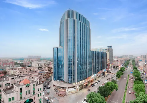 Circular Smart Hotel (Zhongshan Ancient Town Weimin Lighting City Branch) - parcheggio