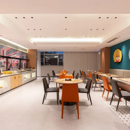 City Comfort Inn Hotel (Jingshan Bus Station)