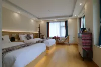 Qiaobian Zangjia Homestay Hotels near Yaha Scenic Area