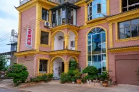 QiqiYunshu· Serendipity·Wind Blowing Sunset Resort (Jianshui Seventeen Holes Bridge Store) Hotels near Jianshui 17-hole Bridge