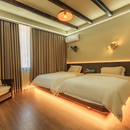 Yunlai Xiaozhan Homestay in Hefeng County