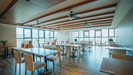 Xining  Qinggan Hotel Отели рядом с достопримечательностью «Qinghai University»