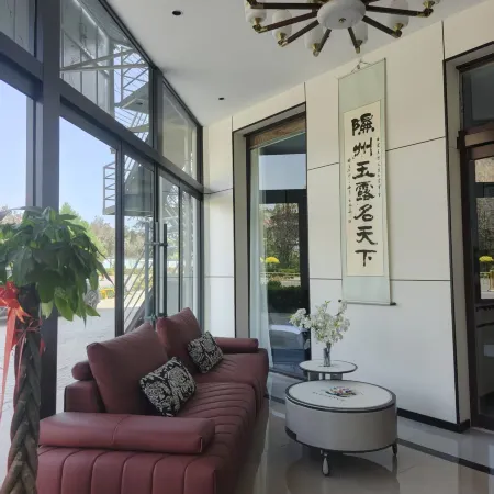 Fenglin Hotel (Xixian Small Western Paradise Scenic Area Branch)