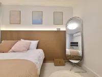 Airport Railroad Gongdeok Station 800m/3 Rooms/6 people/3 Queen Beds/Dryer/Hongik University