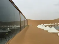 Desert Star Desert Camping Site (Donghu Grassland Store)