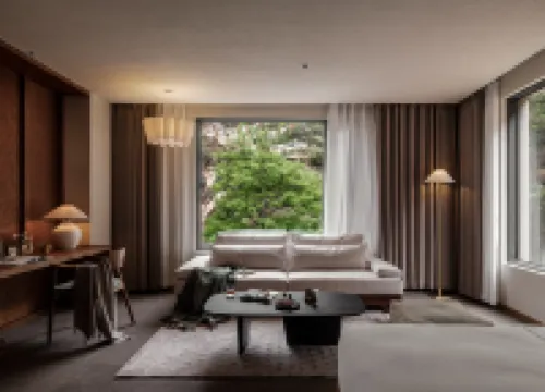 奔子欄喜林苑納達山居