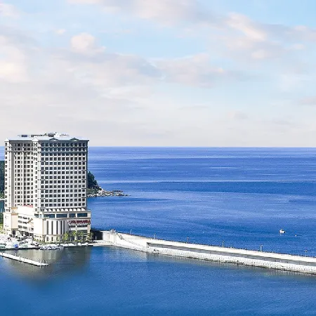 Ramada by Wyndham Gangwon Sokcho Отели рядом с достопримечательностью «Daepohang Port»