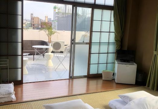 비즈니스 호텔 나카야마 로비