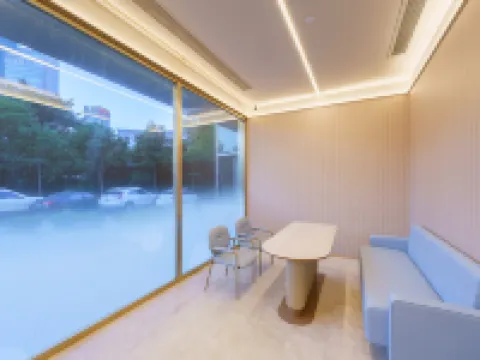 漢庭酒店（青島五四廣場萬象城店）