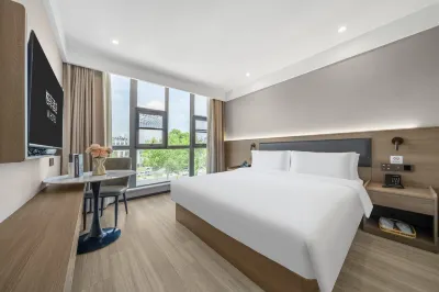 VX Hotel (Nanjing Tianyin Avenue Subway Station) 장닝/강녕 주변 호텔