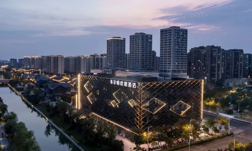 Xuzhou Dalong Lake Hampton by Hilton Hotel