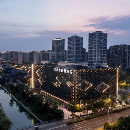Xuzhou Dalong Lake Hampton by Hilton Hotel