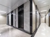 枕畔·戴維斯丨Balcony Penthouse（深圳北站滙隆中心店） 白石龙附近的飯店