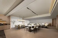 Atour Hotel, Biyun Road, Jushan Square, Xingyi City - breakfast