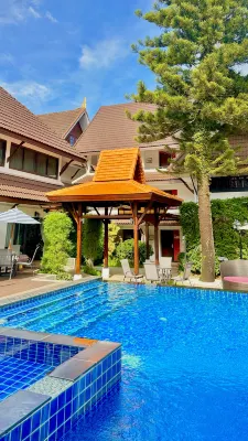 Nak Nakara Hotel - Kitchens