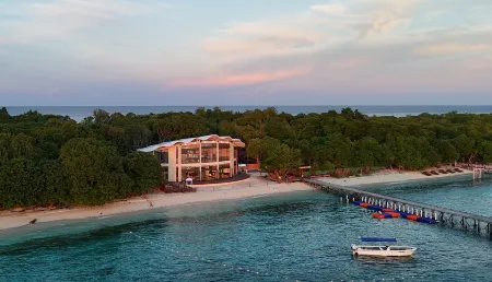 DORIS MATAKING RESORT Отели в г. Остров Пом-Пом