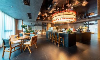 Huangteng Zhumeng Hotel