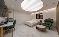 Star Hotel