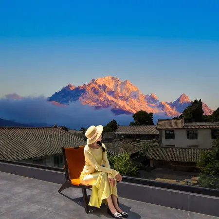 Lijiang Yulong Laixi Mountain View Homestay