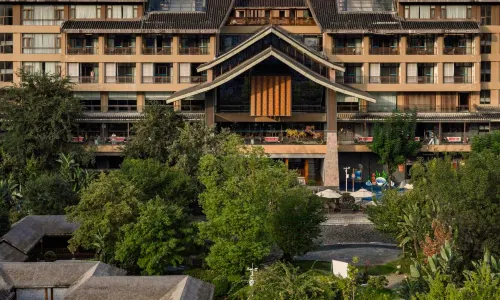 Emei Mountain ROYAL·Yuzquan Bay Hot Spring Hotel
