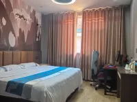 Lekoo E-Sports Hotel - 2 stelle