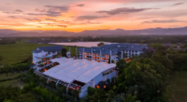 Floral Lux·Jinghong Golan Garden Hotel in Xishuangbanna Hotels near Xishuangbanna Dai Garden