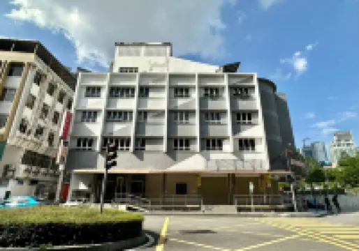 Swing & Pillows @ TRX Catherina Place周辺のホテル