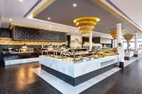 Hotel Riu Palace Oasis - breakfast