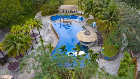 Yushe Heting Wenquan Resort Hotel in Baoting Li and Miao Autonomous County