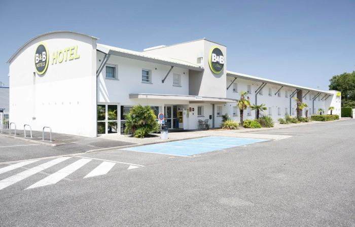 B&B Hotel Pau Lescar