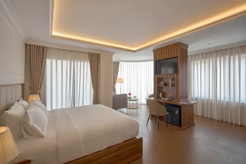 Lyns Hotel