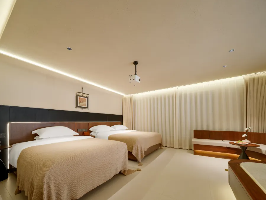 Snow Resort Riverside 0 รูปภาพของXi'an Riverside Scenic Resort Hotel(Snow village)จากผู้เข้า ...