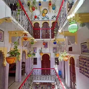 Nukkad Guest House Near Lake Pichola Các khách sạn gần Phòng trưng bày One