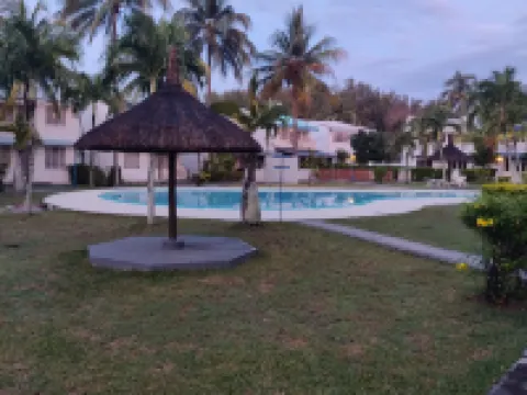 Peaceful Villa next to Mont Choisy Beach Hotels in 