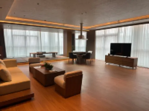 Xianning Yitang Hot Springs Resort Hotel