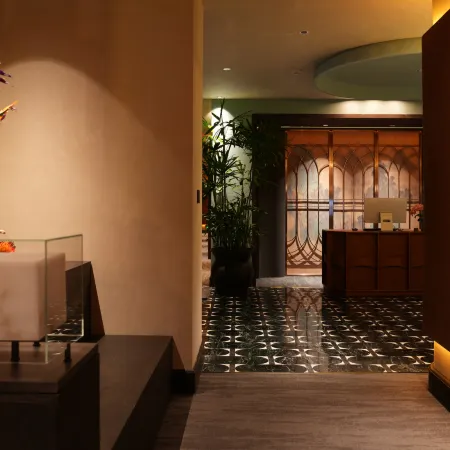 SlowHouse YueJian INN Отели рядом с достопримечательностью «Монастырь Кайюань»