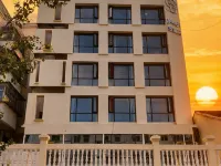 The arcade old street·good trip·GU Hotel Hotel in zona Torre dell’orologio di Haikou