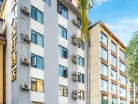 Xishuangbanna Jinghong Ding Xi Ren Yue hao Hotel (Gaozhuang Xingguang) Hotels in Jinghong