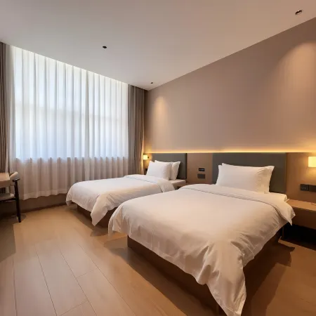 BianCheng Hotel