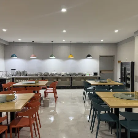 Shankee Hotel (Linfen Ji County)