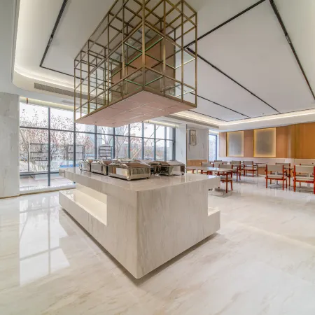 Yaqi Business Hotel (Hefei High-speed Rail South Station North Square)