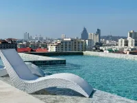 The Iconic Pattaya Central - โรแมนติก