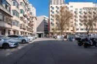 Ibis Hotel (Lanzhou Dongfanghong Plaza Guofang Department) - موقف سيارات