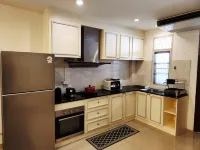 Wealth House 3BR walkable to walking StBeach