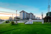 EZZI HOTEL