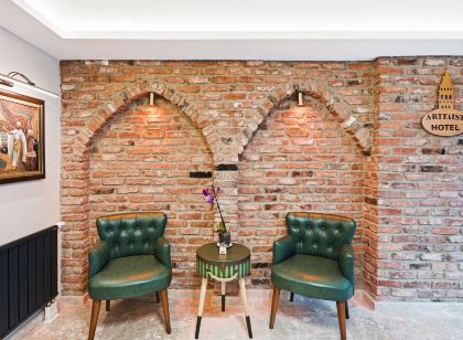 Artelist Hotel