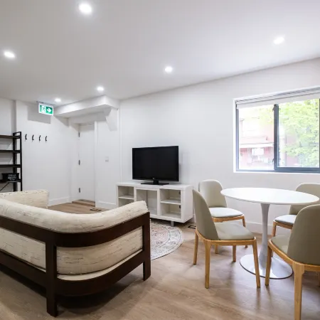 Private Bathroom in Bedroom