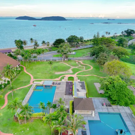 The Nouveau Chumphon Beach Resort and Golf