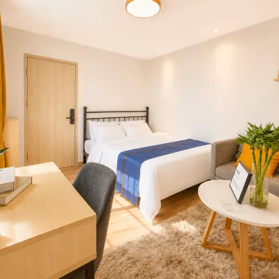 Youth Encounter Homestay (Shenzhen International Airport Hourui Metro Station Branch) Hotels near Shenzhen Intl. Airport